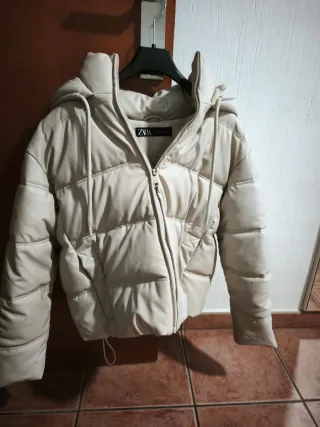 Abrigo Zara Piel Beige Mujer