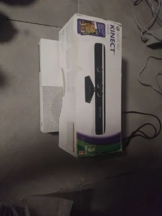 Xbox One S White e Kinect