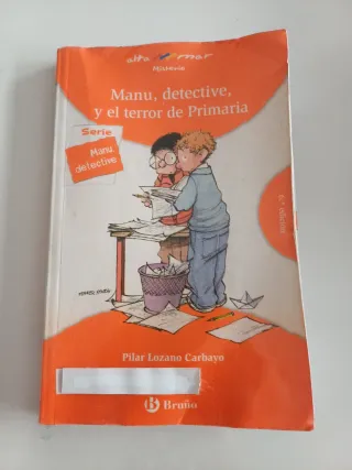 Manu, detective, y el terror de Primaria (Spani...