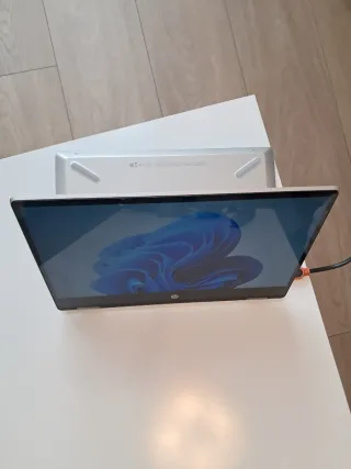Portátil HP Táctil + Equipo digital Diseño
