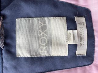 Chaqueta de nieve Roxy azul y rosa