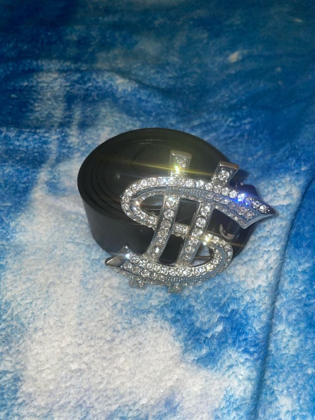 Cinturón de hombre con hebilla de dólar