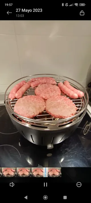 Pacchetto barbecue senza fumo LotusGrill. Usato due volte.