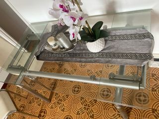 Mesa de cristal extensible