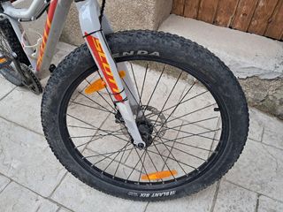 Bicicleta Scott Scale IIjr24