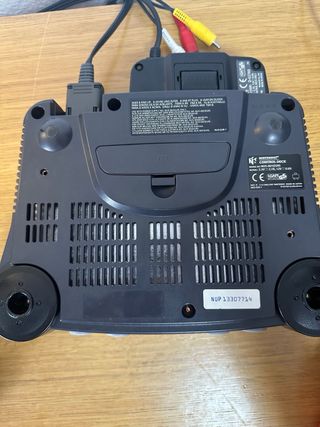Nintendo 64 con 2 mandos y Expansión Pack