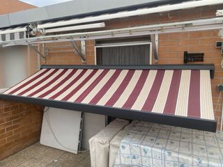 Toldo motorizado Naterial ZEFIR