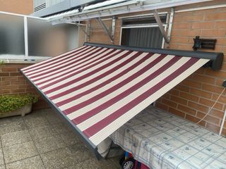 Toldo motorizado Naterial ZEFIR