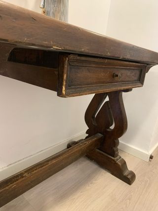 Mesa de madera maciza rústica