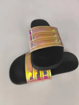 Chanclas Adidas  unisex Holográficas Talla 37