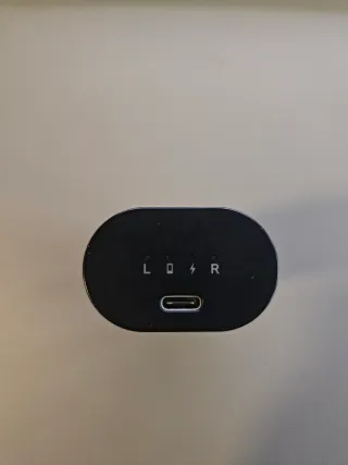 Auriculares Bluetooth Creative Outlier