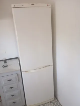 Nevera LG blanca no Frost