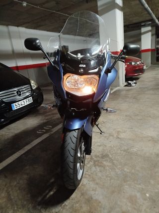 BMW F 800 GT Azul