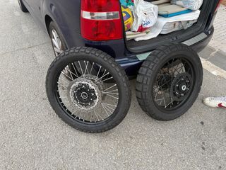Ruedas para Yamaha Teneré