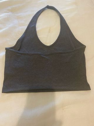 Top corto gris de canalé