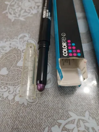 Lápiz de ojos Avon ColorTrend Negro