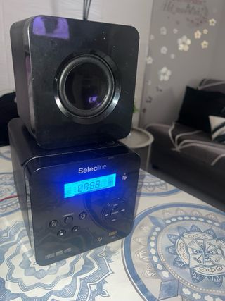 Reproductor CD Selecline Negro con altavoces
