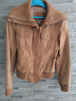 Cazadora ante marrón talla S, buen estado