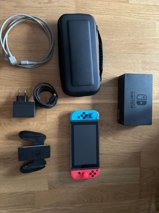 Nintendo Switch + juegos