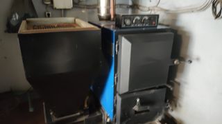 Caldaia mista a ossa e legna