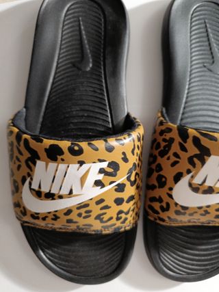 Chanclas Nike Mujer Talla 42 Animal Print