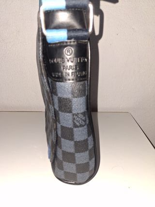 Riñonera Louis Vuitton Gris