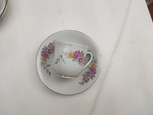 5 Tazas de Café de Porcelana Europea