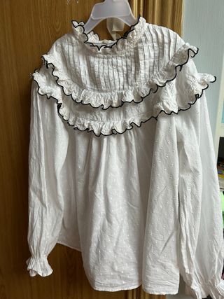 Blusa blanca, Zara 