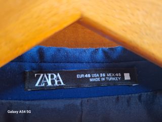 Traje de hombre azul