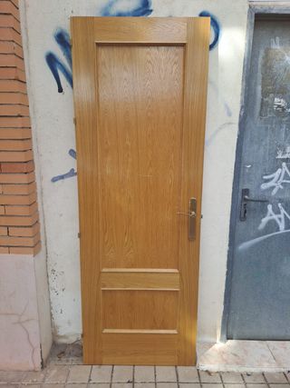 Puerta interior madera roble