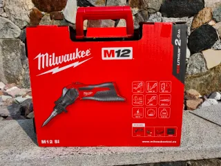 Saldatore Milwaukee M12 SI