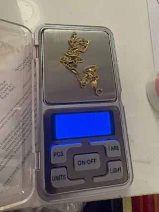 Pulsera de oro con circonitas
