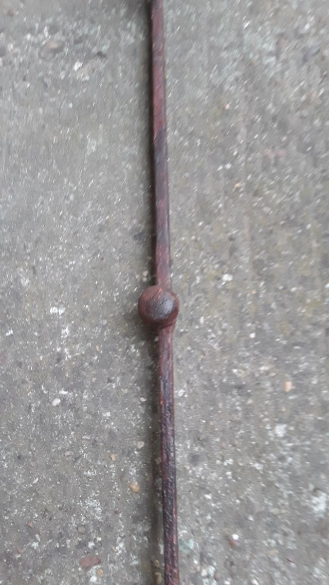 Cerrojo antiguo grande para portón