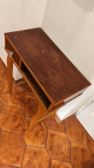 Tavolino da ingresso in legno