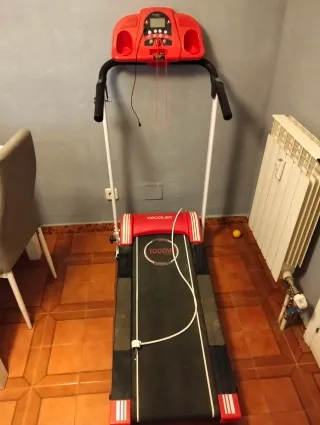 Cinta de correr Cecotec 1000W