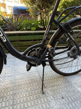 Bicicleta Moma Paseo Negra