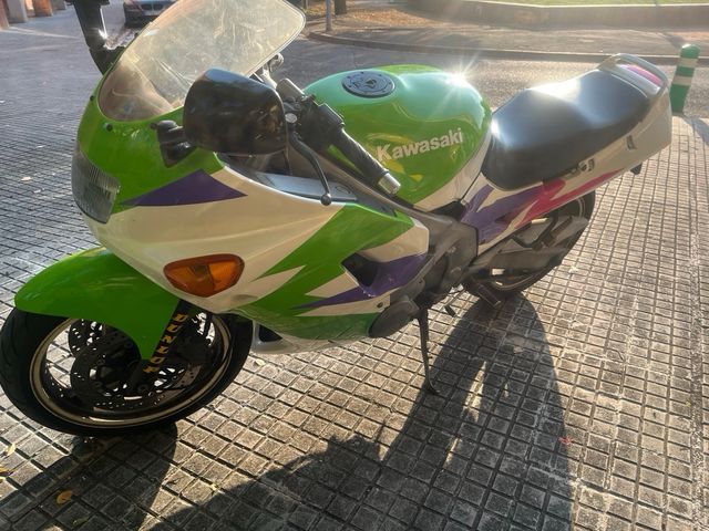 Moto Clásica Kawasaki zzr 600