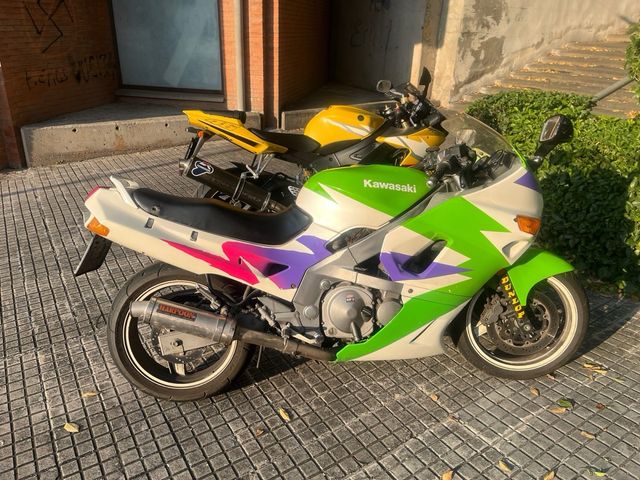 Moto Clásica Kawasaki zzr 600