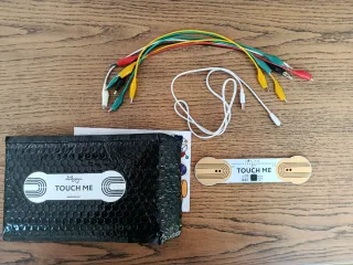 Playtronica Touch Me MIDI con 7 pinzas