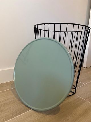 Mesa Auxiliar Metálica Nórdica