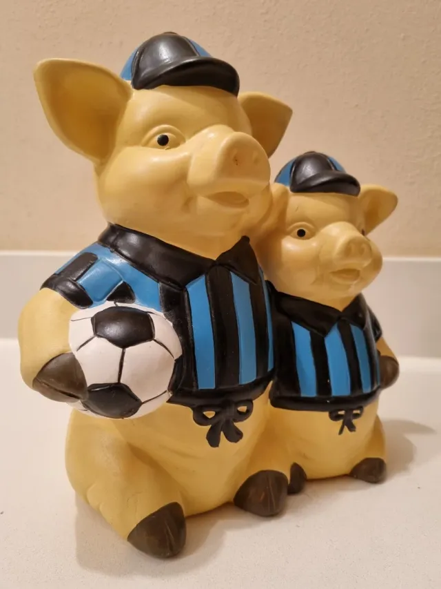 Salvadanaio terracotta maialini calcio