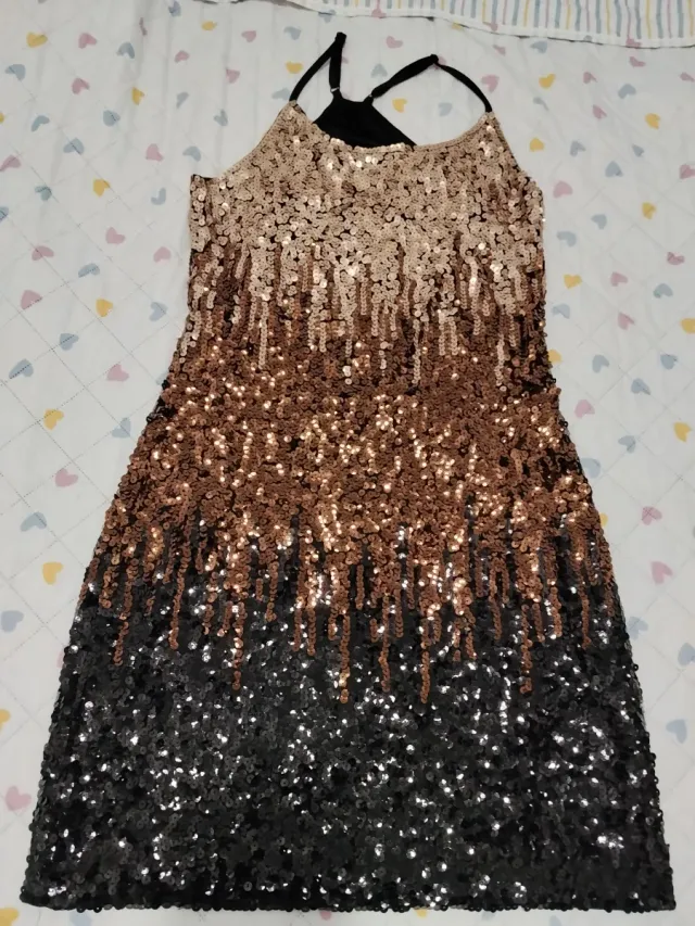 Vestido de fiesta con lentejuelas