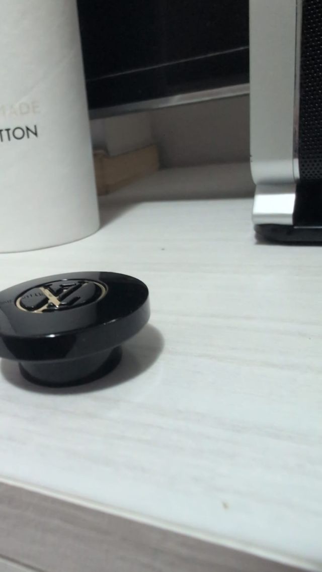 Profumo Louis Vuitton Ombre Nomade originale