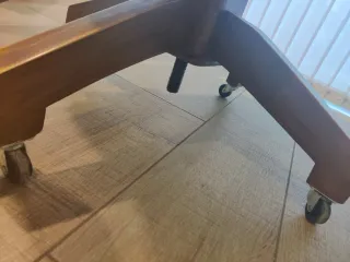 Escritorio Banak con Silla y Cristal