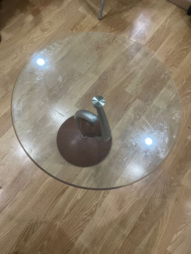 Mesita redonda cristal y metal