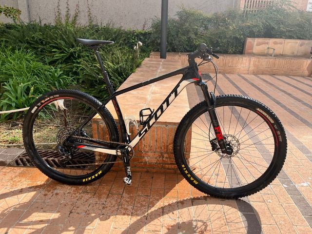 Bicicleta Scott Scale 930