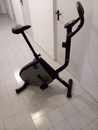 Bicicleta Estática Essential Q4