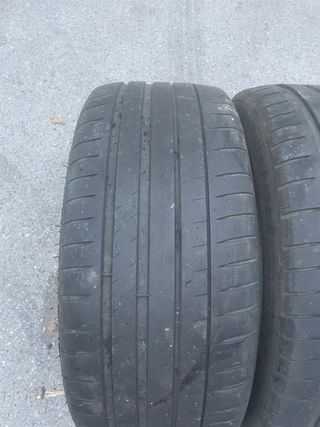 Neumáticos Michelin Pilot Sport 4 225 40 r18 92y