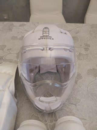 Chaleco Tagoya Homologado RFEk y casco.