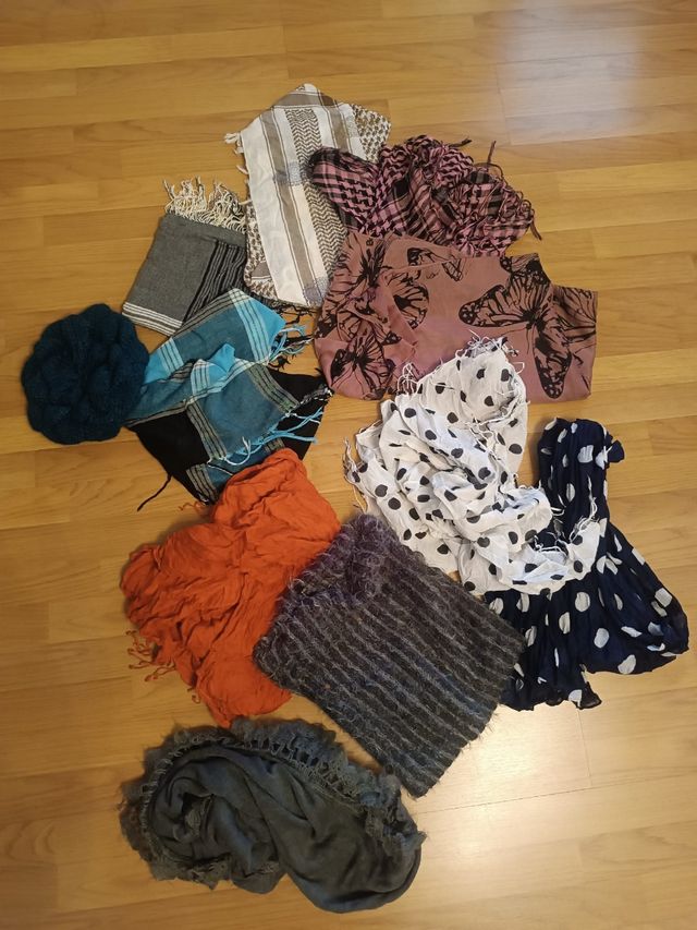 Lote de pañuelos variados